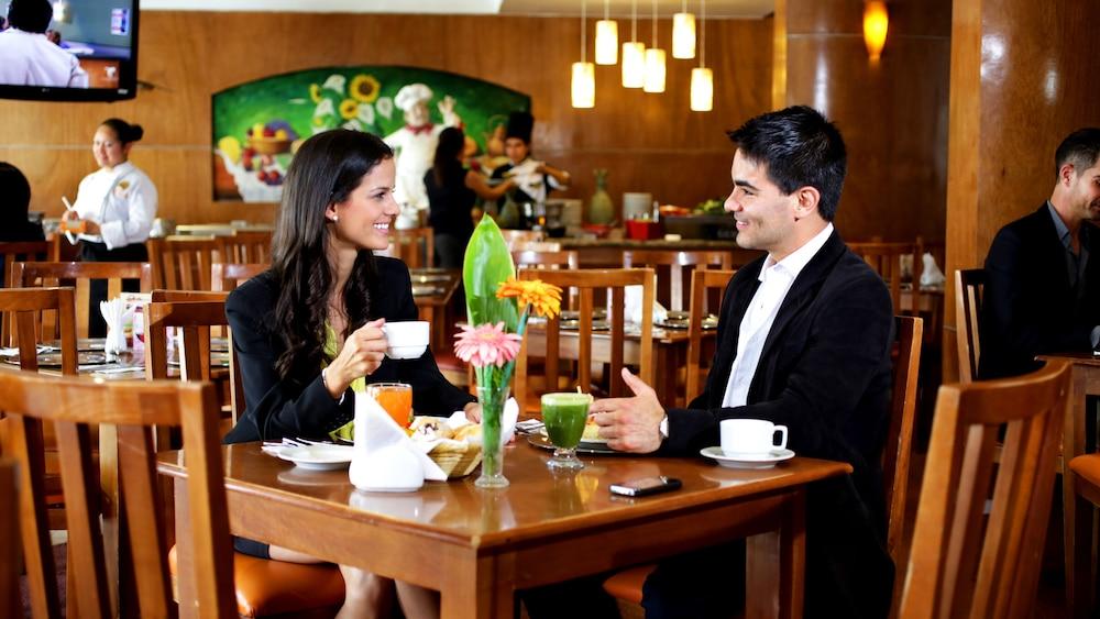 Hotel Ciros Pachuca Dış mekan fotoğraf